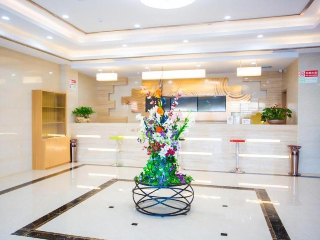 Greentree Inn Suzhou Guanqian Yangyuxiang Metro Station Business Hotel Екстер'єр фото